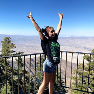 Meet your Posher, Bethany